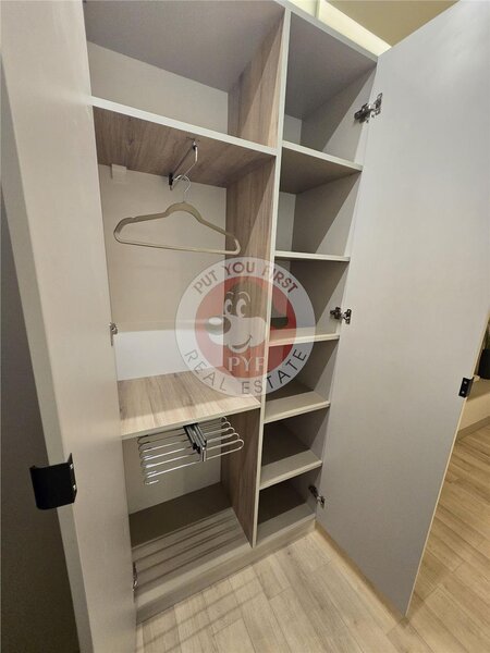 Vitan Barzesti l Studio modern l Decomandat l 42mp l B10437